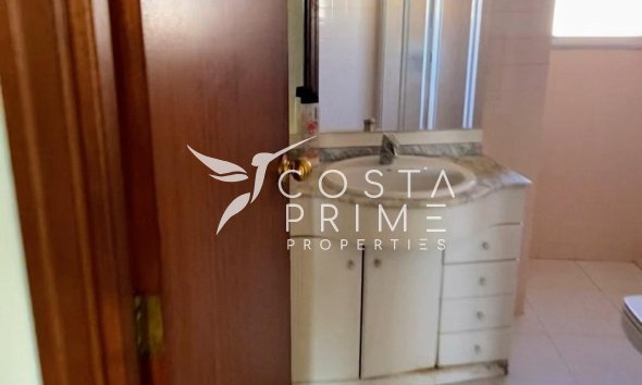 Resale - Apartment / Flat - Benidorm