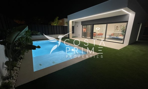 Nowy budynek - Szalet - Molina De Segura