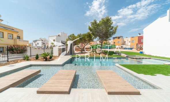 Nowy budynek - Kamienica / bliźniak - Torrevieja