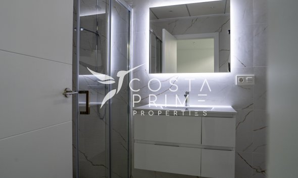 Nowy budynek - Szalet - Coloma