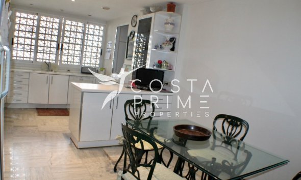 Resale - Apartment / Flat - Benidorm