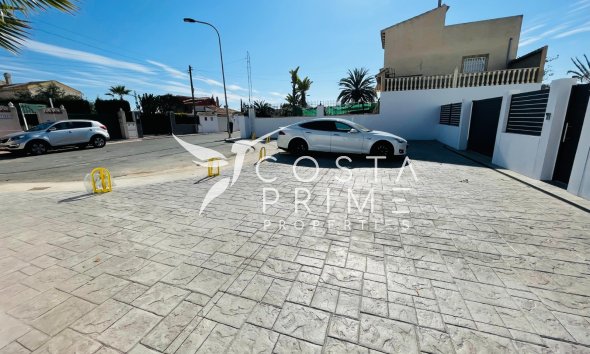 Új építésű - Villa  - Torrevieja