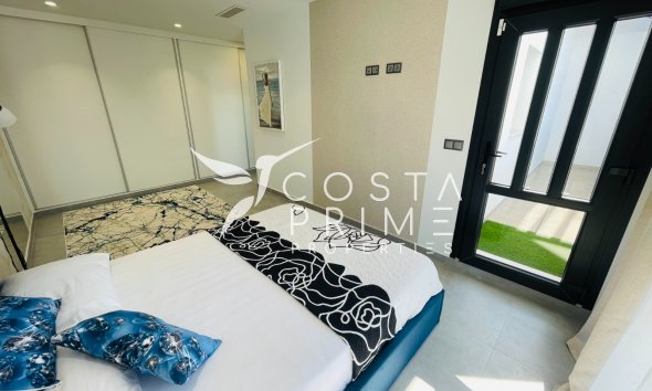 Új építésű - Villa  - Torrevieja