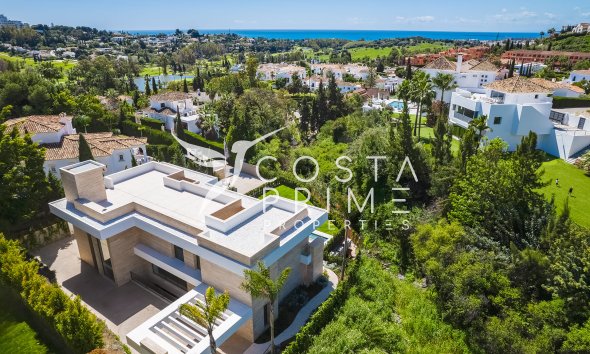 Nowy budynek - Szalet - Cortés