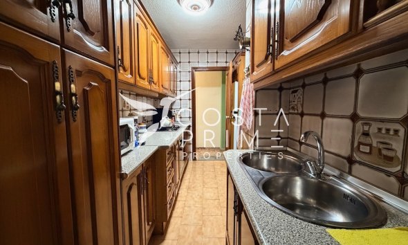 Resale - Apartment / Flat - Benidorm