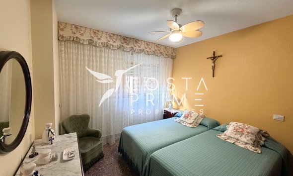 Resale - Apartment / Flat - Benidorm