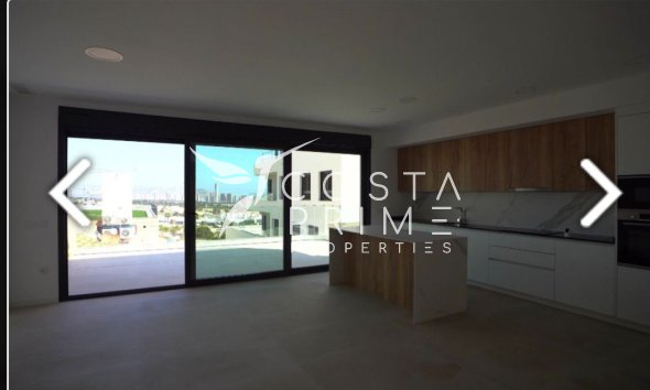 Resale - Townhouse / Semi - Finestrat