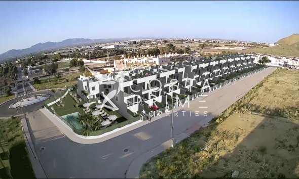 Nowy budynek - Szalet - Cox