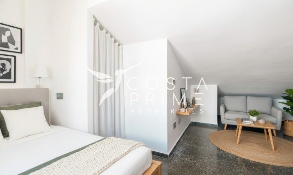 Odsprzedaż - Daszek - Altea