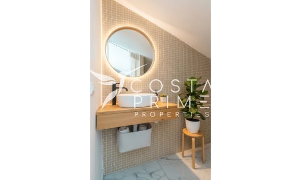 Odsprzedaż - Daszek - Altea