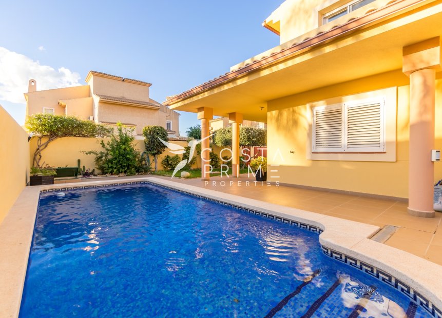 Resale - Villa  - Benidorm