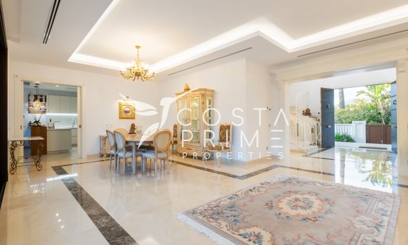 Új építésű - Villa  - Estepona