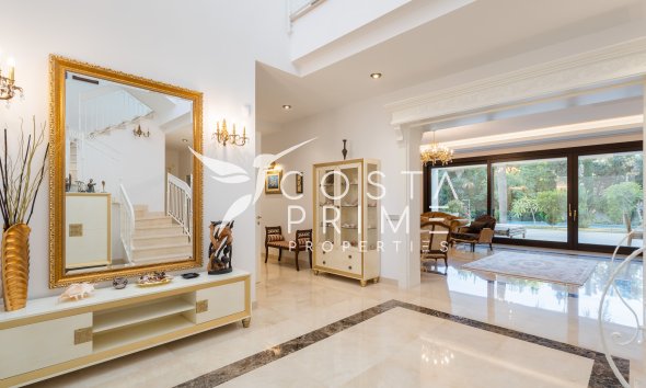 Új építésű - Villa  - Estepona