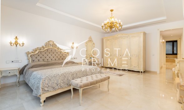 Új építésű - Villa  - Estepona