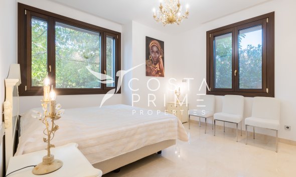 Új építésű - Villa  - Estepona