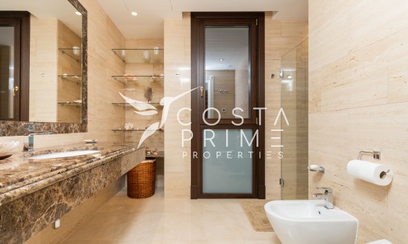 Új építésű - Villa  - Estepona