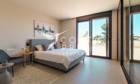 Odsprzedaż - Szalet - Calpe