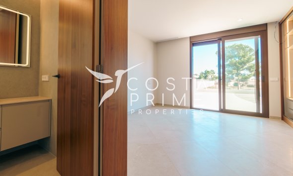 Odsprzedaż - Szalet - Calpe