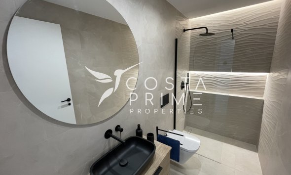 Nowy budynek - Szalet - Molina De Segura