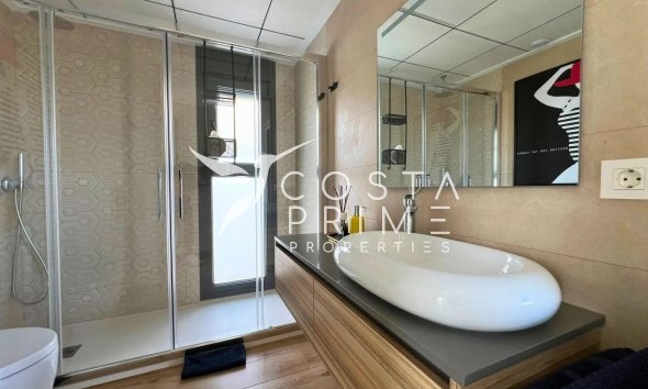 Odsprzedaż - Szalet - Finestrat