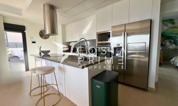 Resale - Villa  - Finestrat