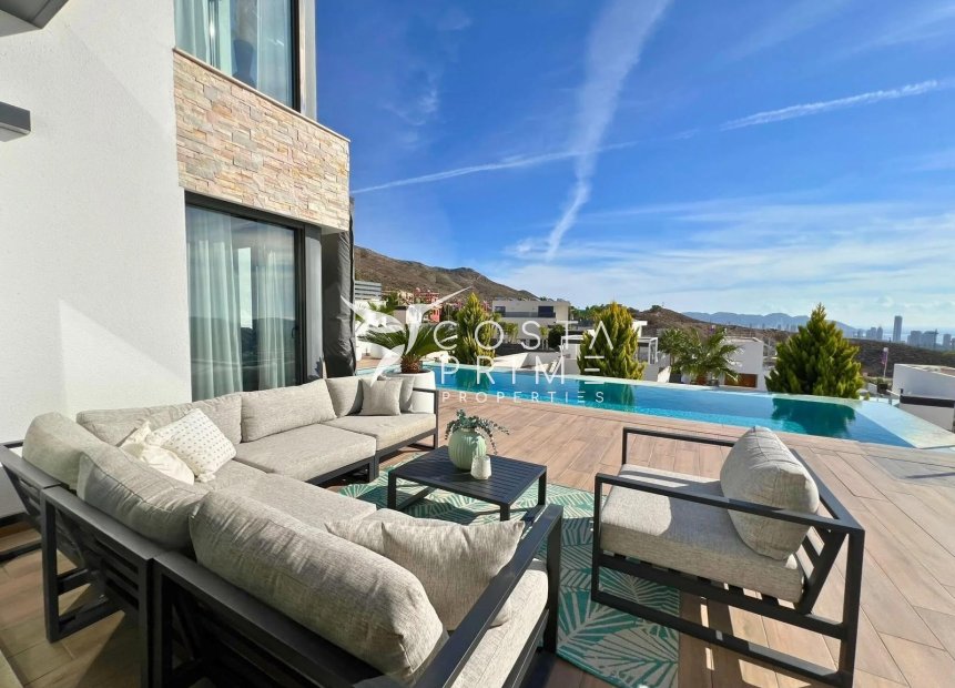 Resale - Villa  - Finestrat