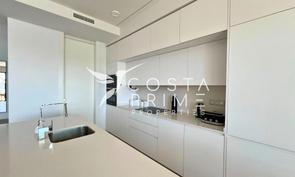 Újraértékesítés - Villa  - Finestrat