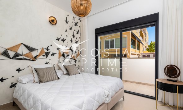 Nowy budynek - Daszek - Benijofar