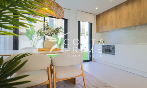 Nowy budynek - Szalet - Orihuela