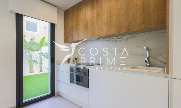 Nowy budynek - Szalet - Orihuela