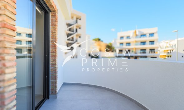 Nowy budynek - Szalet - Orihuela