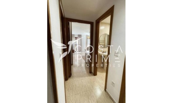 Resale - Apartment / Flat - Benidorm