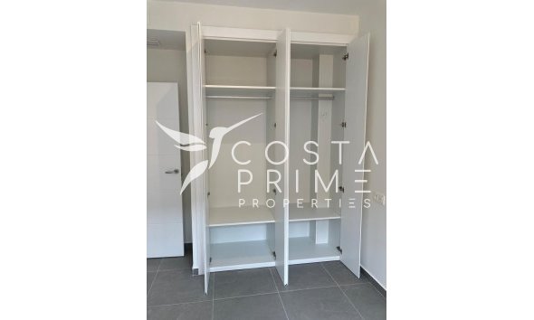 Nowy budynek - Szalet - La Romana