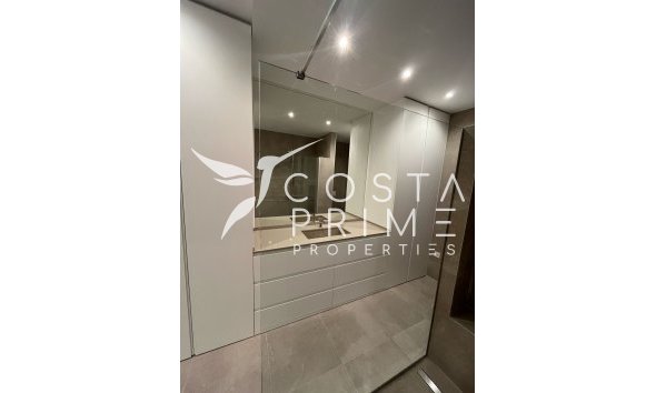 Nowy budynek - Szalet - La Romana