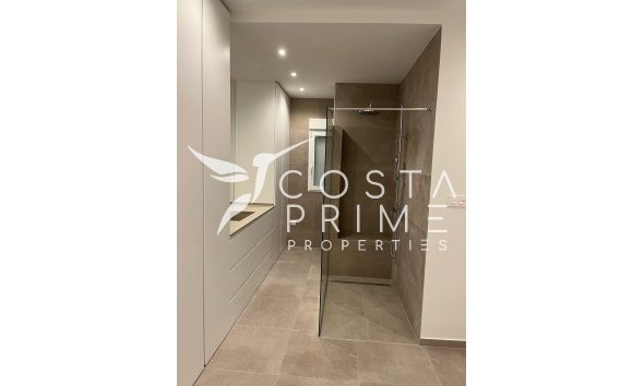 Nowy budynek - Szalet - La Romana