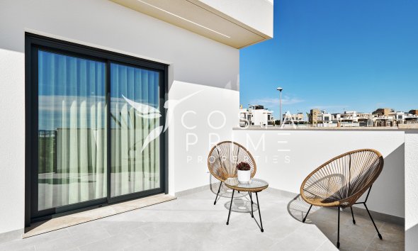 Obra nueva - Chalet / Villa - San Miguel de Salinas