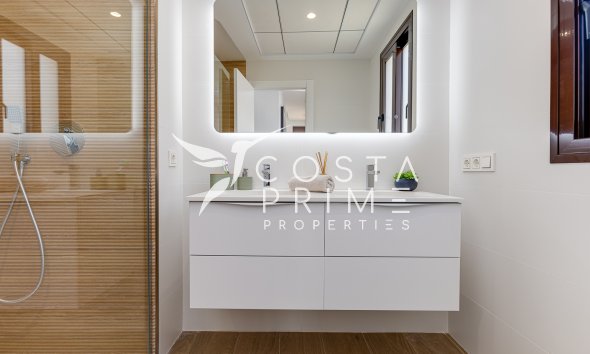 Nowy budynek - Szalet - Finestrat