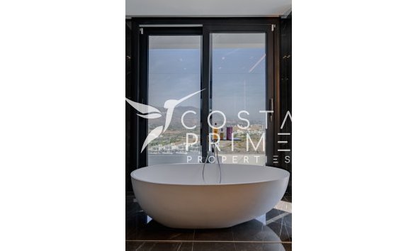 Obra nueva - Chalet / Villa - Mijas