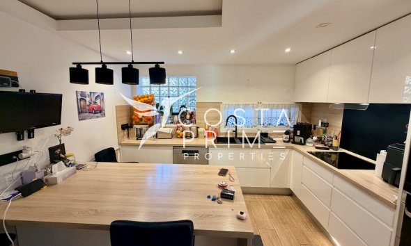 Resale - Townhouse / Semi - La Nucía