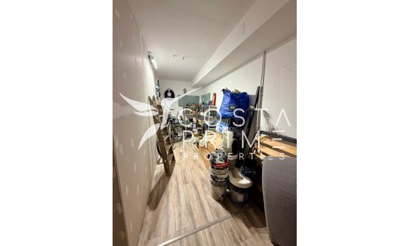 Resale - Townhouse / Semi - La Nucía