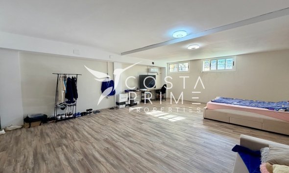 Resale - Townhouse / Semi - La Nucía