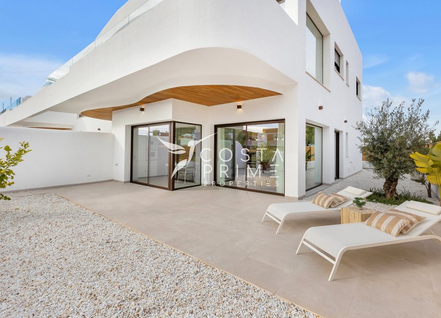 Nowy budynek - Szalet - Los Alcazares