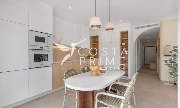 Nowy budynek - Szalet - Los Alcazares