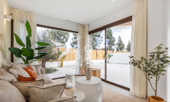 Nowy budynek - Szalet - Los Alcazares