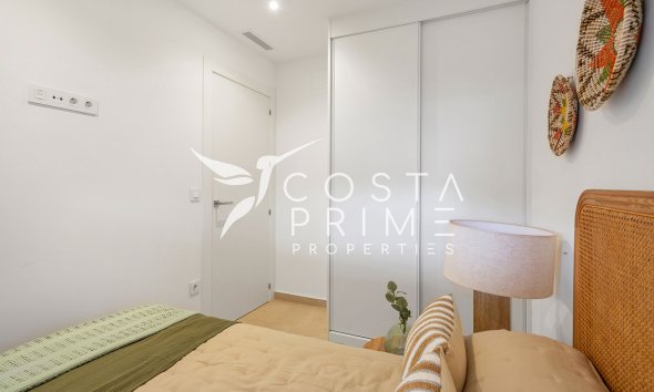 Nowy budynek - Szalet - Los Alcazares