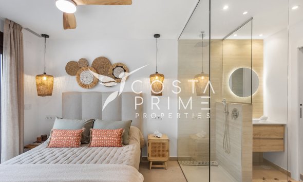 Nowy budynek - Szalet - Los Alcazares