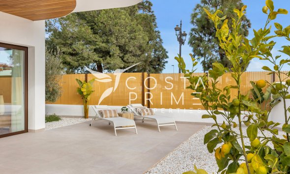 Nowy budynek - Szalet - Los Alcazares