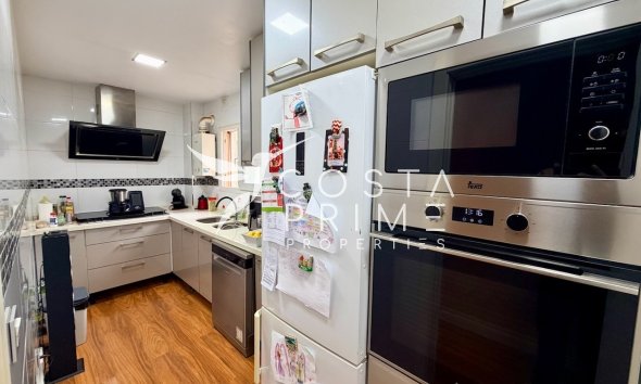 Resale - Apartment / Flat - La Nucía