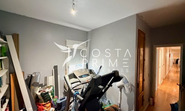 Resale - Apartment / Flat - La Nucía
