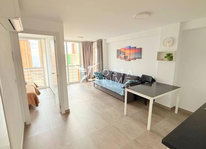 Resale - Apartment / Flat - Benidorm